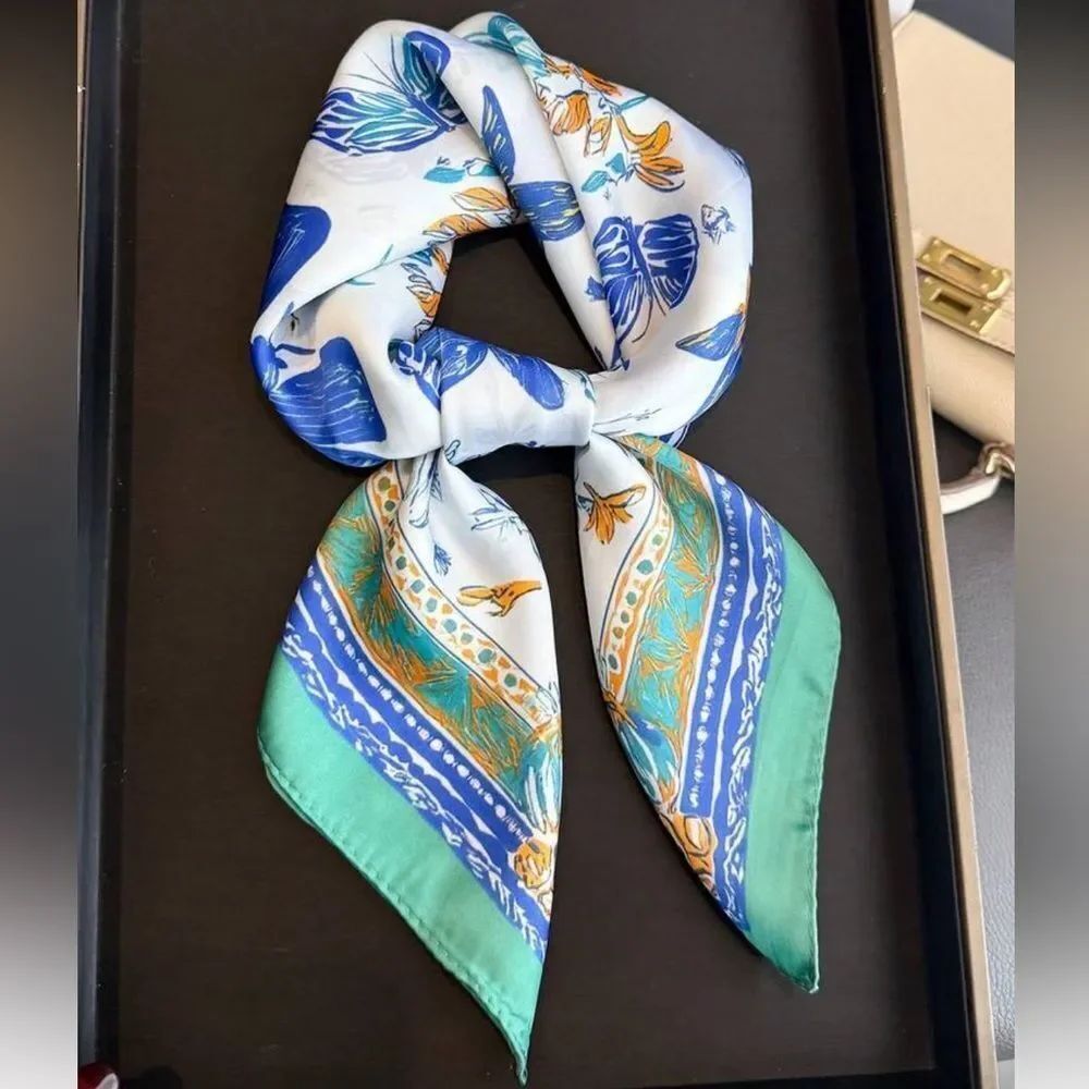 Floral butterfly Neck Scarf N1388